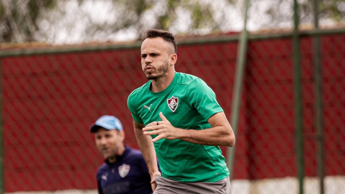 Renê recorda título da Libertadores pelo Flamengo antes de decisão do Fluminense