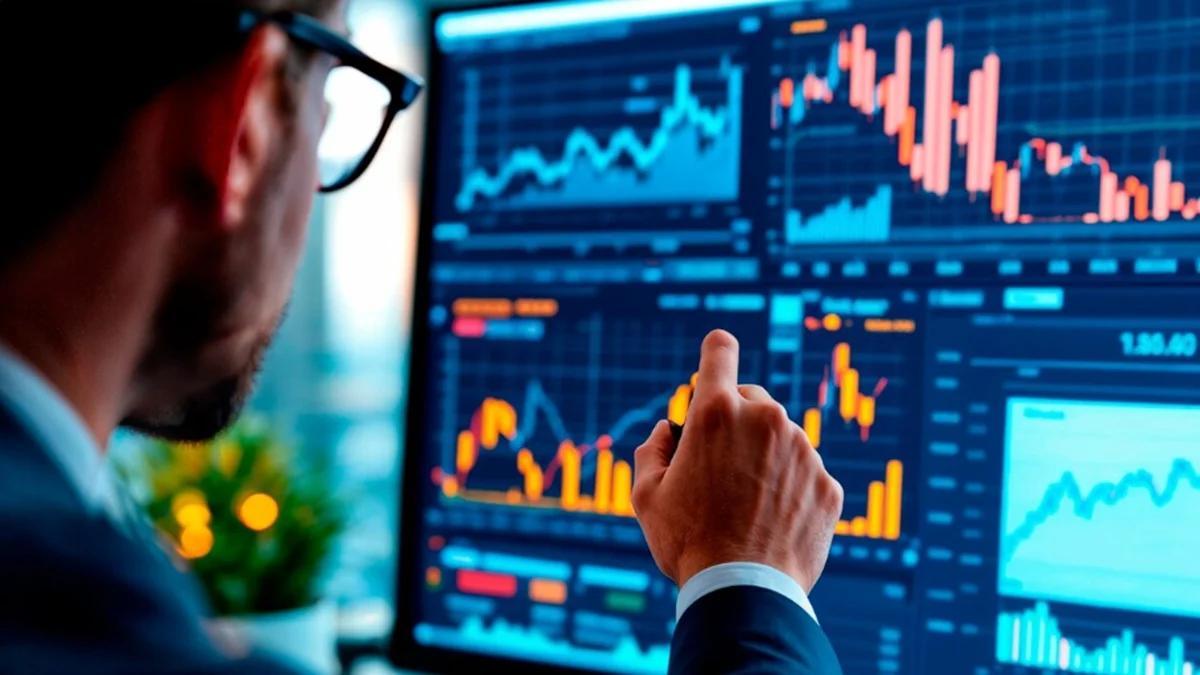 Ibovespa fecha em queda pressionado por incerteza eleitoral e balanços corporativos