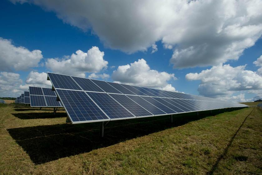 Usinas solares: especialista cita medidas para reduzir perdas durante tempestades e ventanias